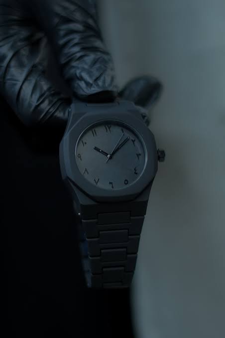 Black Arabic Dial Matte Watch – Lightweight, Premium Finish.